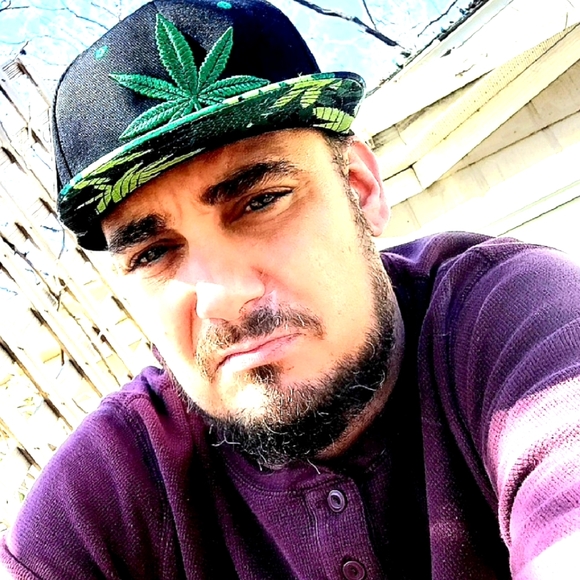 Meet your Posher, Chris - Picture 9 of 16